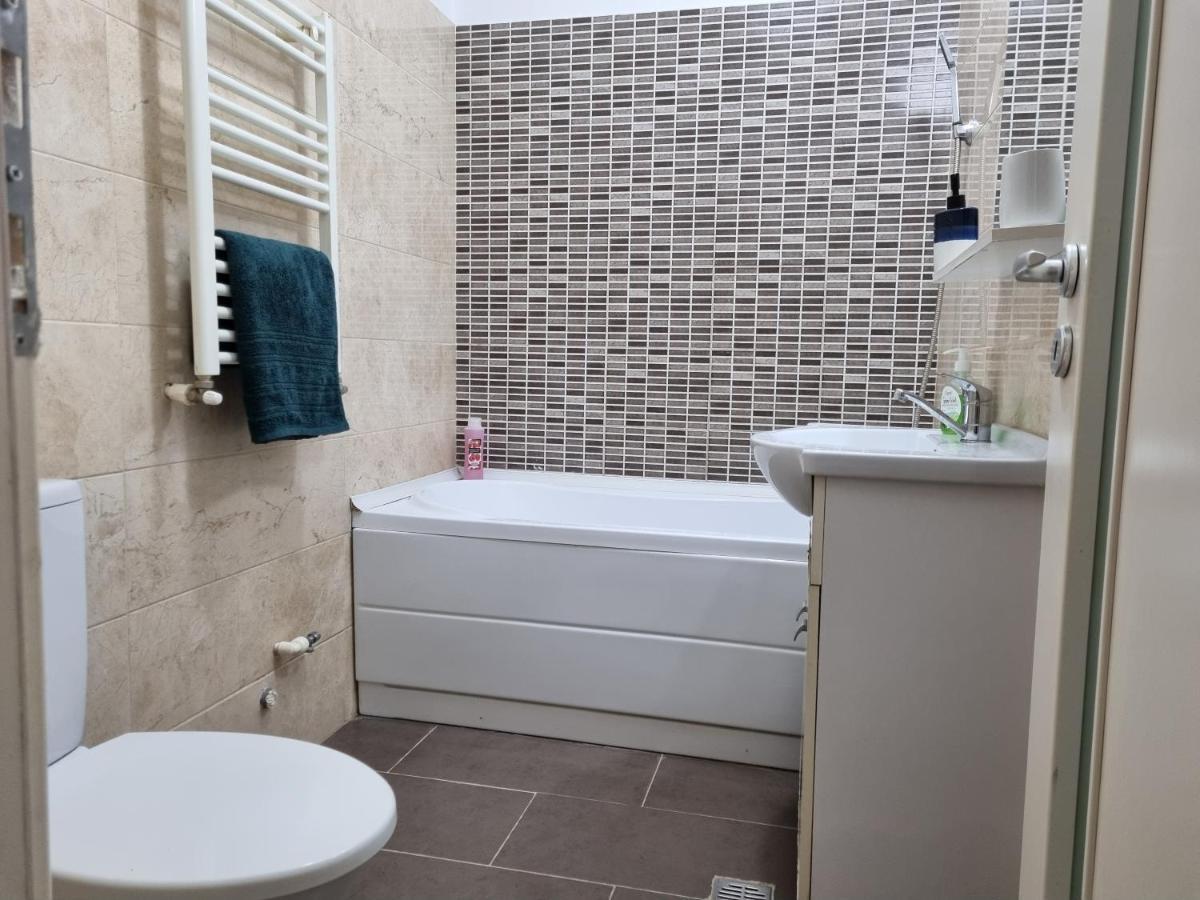 Ultracentral & Cozy, Palas Apt ヤシ エクステリア 写真